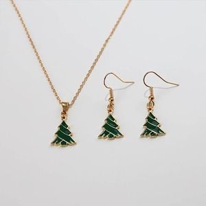 Trendy Christmas Looks Christmas Tree (Earrings and Necklace)